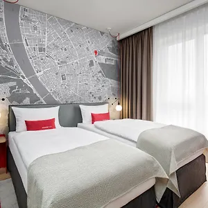**** Ξενοδοχείο Intercityhotel Ουγγαρία